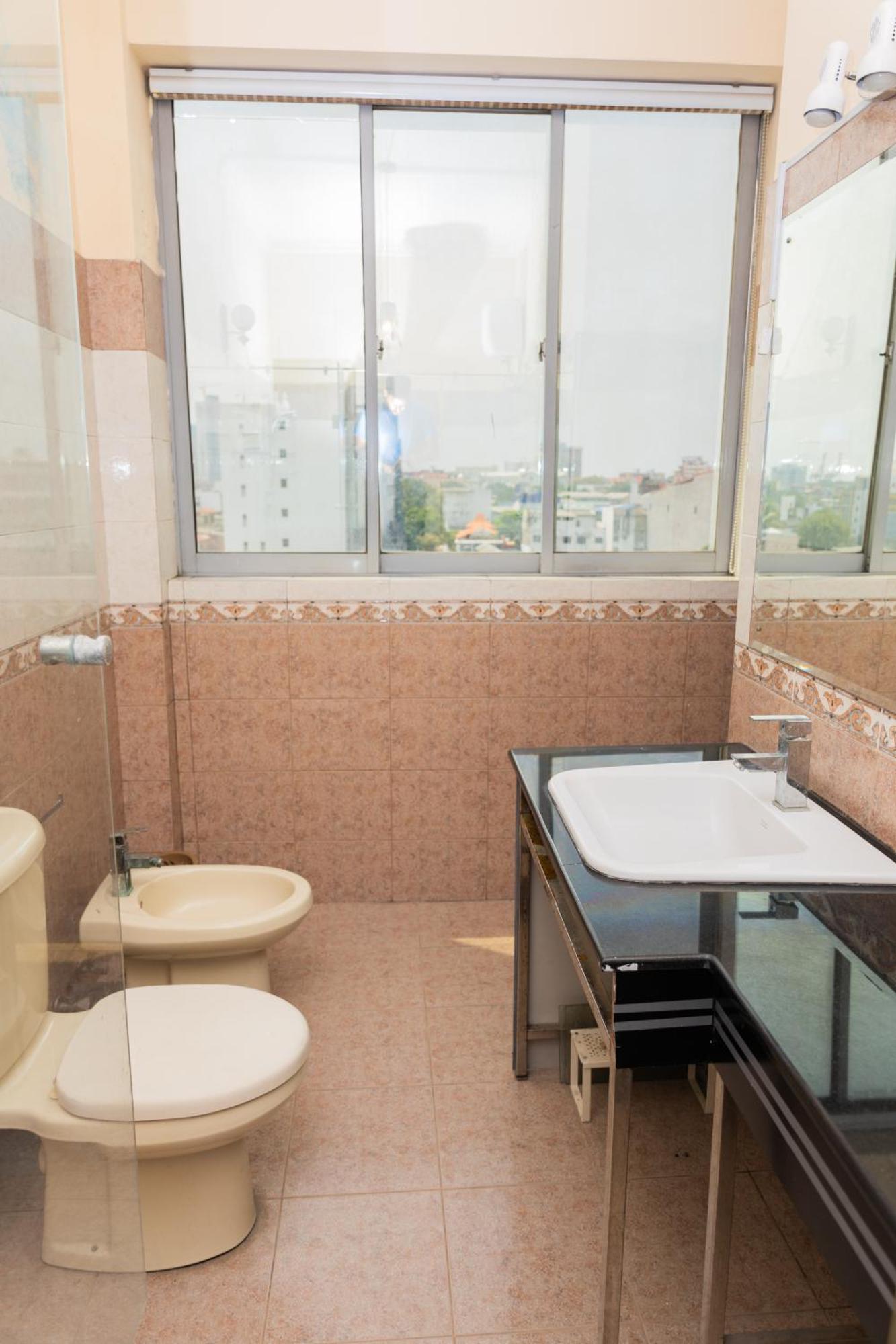 Inn Asian 14 *