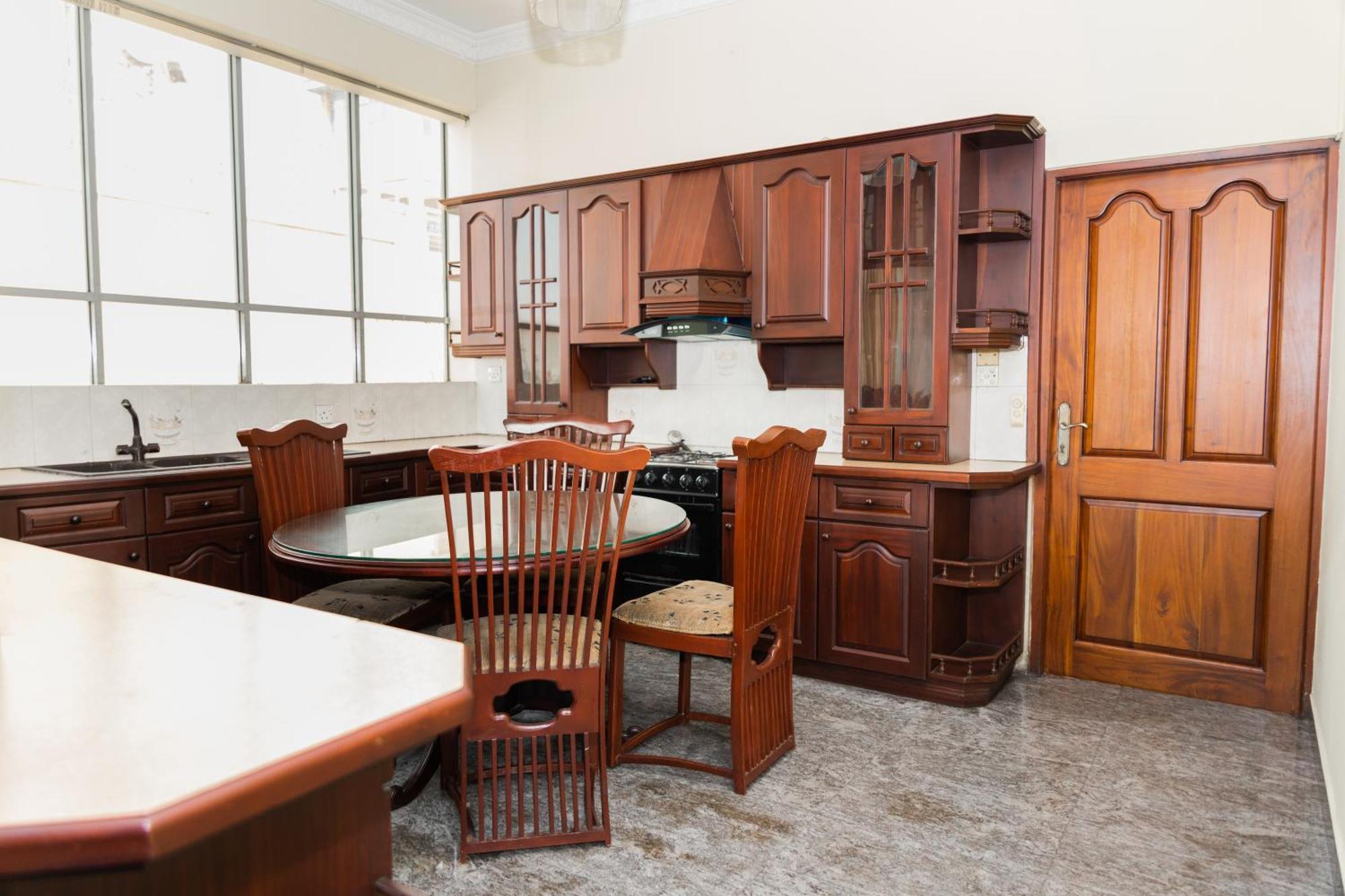 Asian 14 Inn Colombo